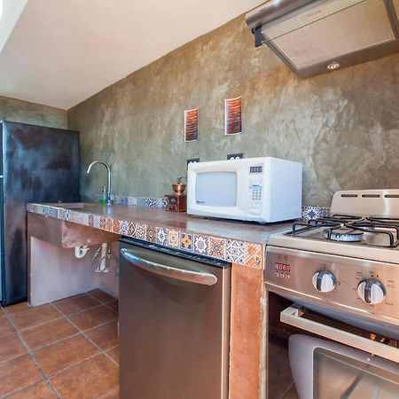 Studio Apartments In Downtown La Paz Walk To Seaside Malecon Экстерьер фото