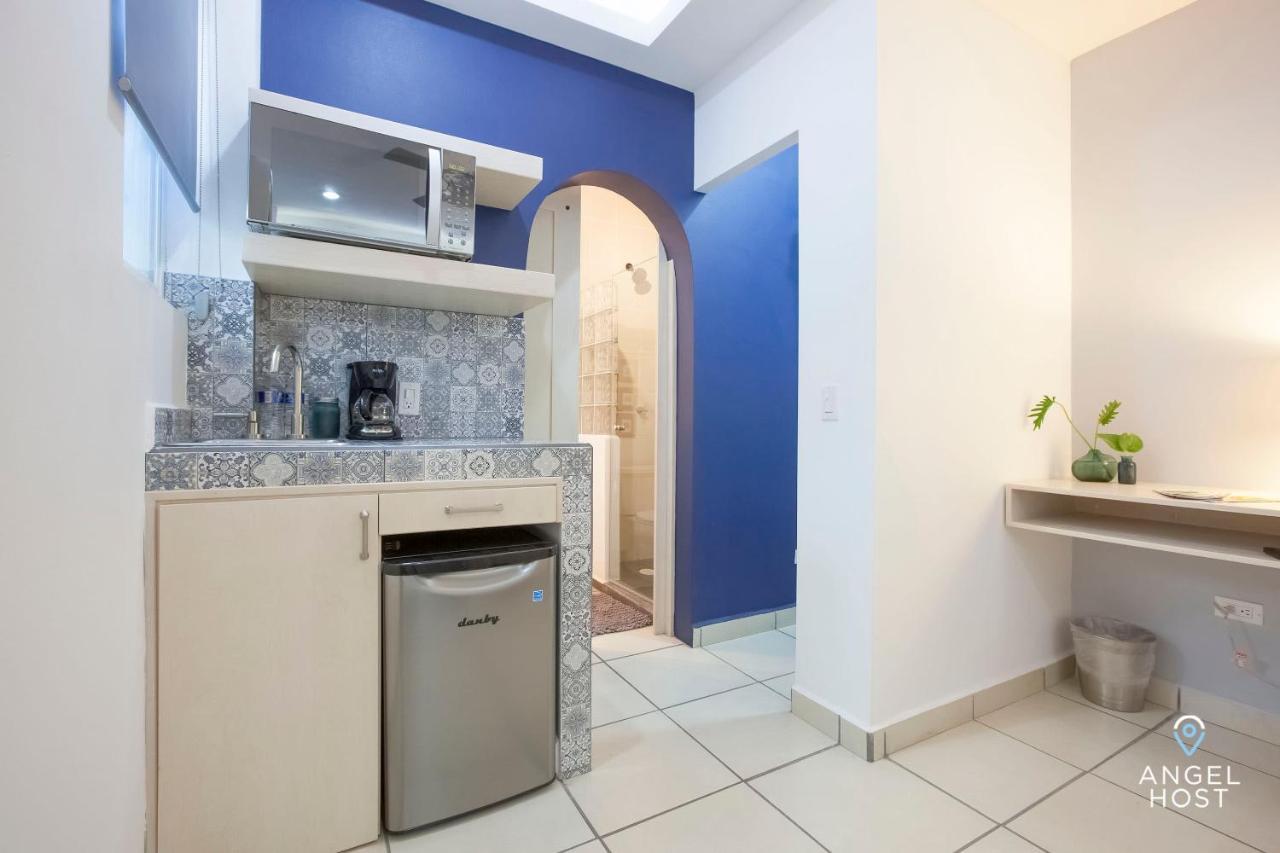 Studio Apartments In Downtown La Paz Walk To Seaside Malecon Экстерьер фото