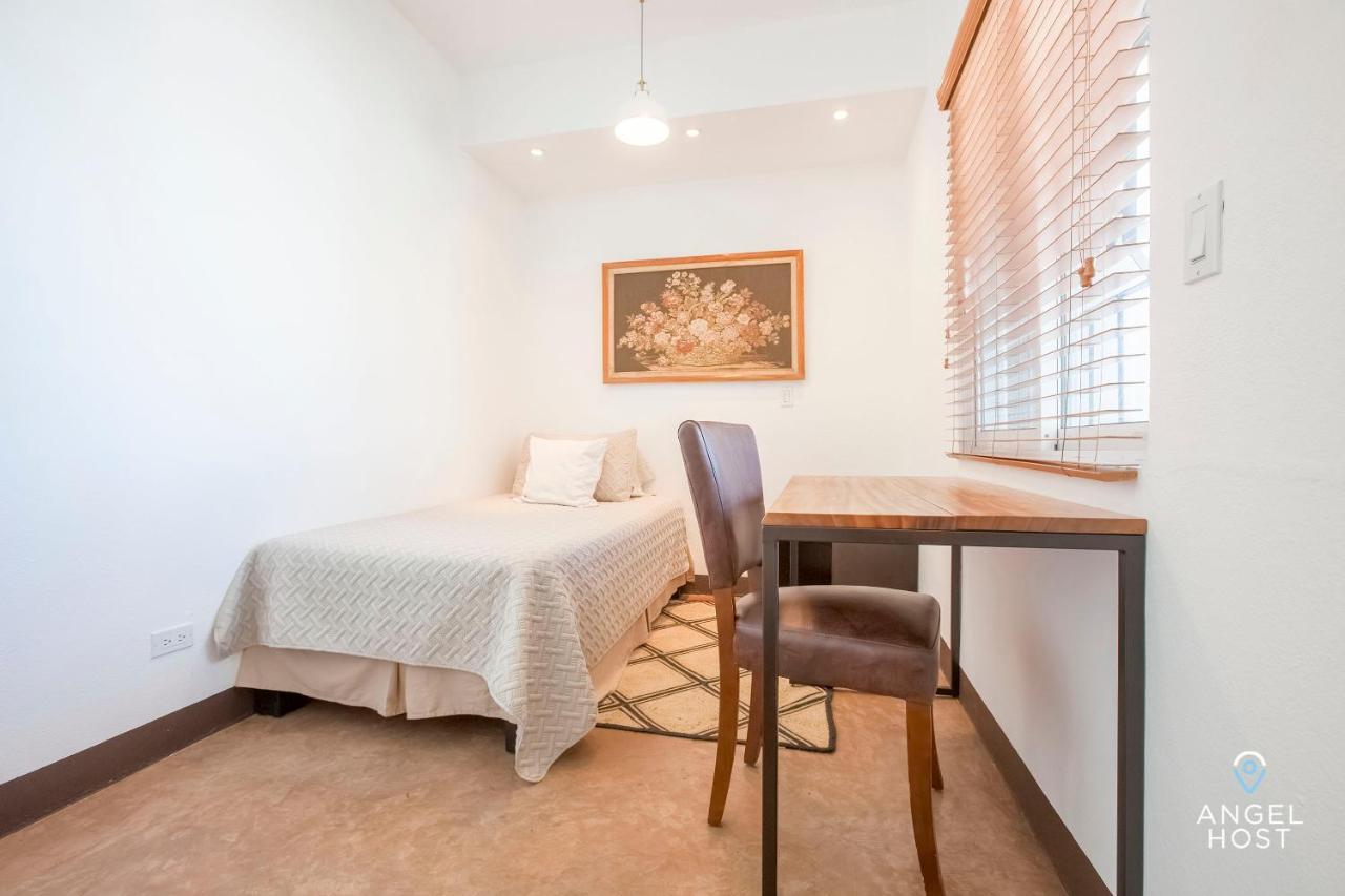 Studio Apartments In Downtown La Paz Walk To Seaside Malecon Экстерьер фото