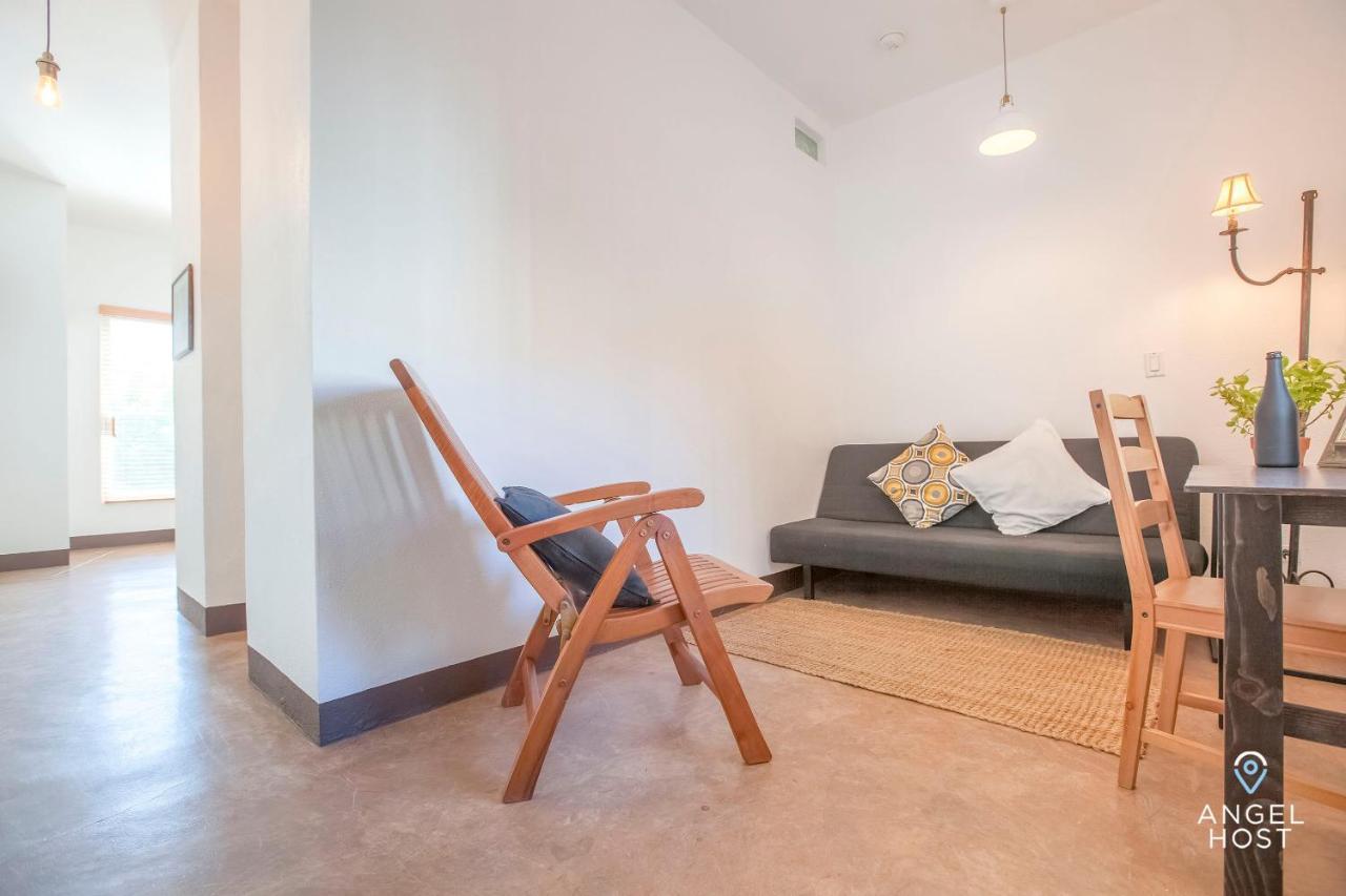 Studio Apartments In Downtown La Paz Walk To Seaside Malecon Экстерьер фото