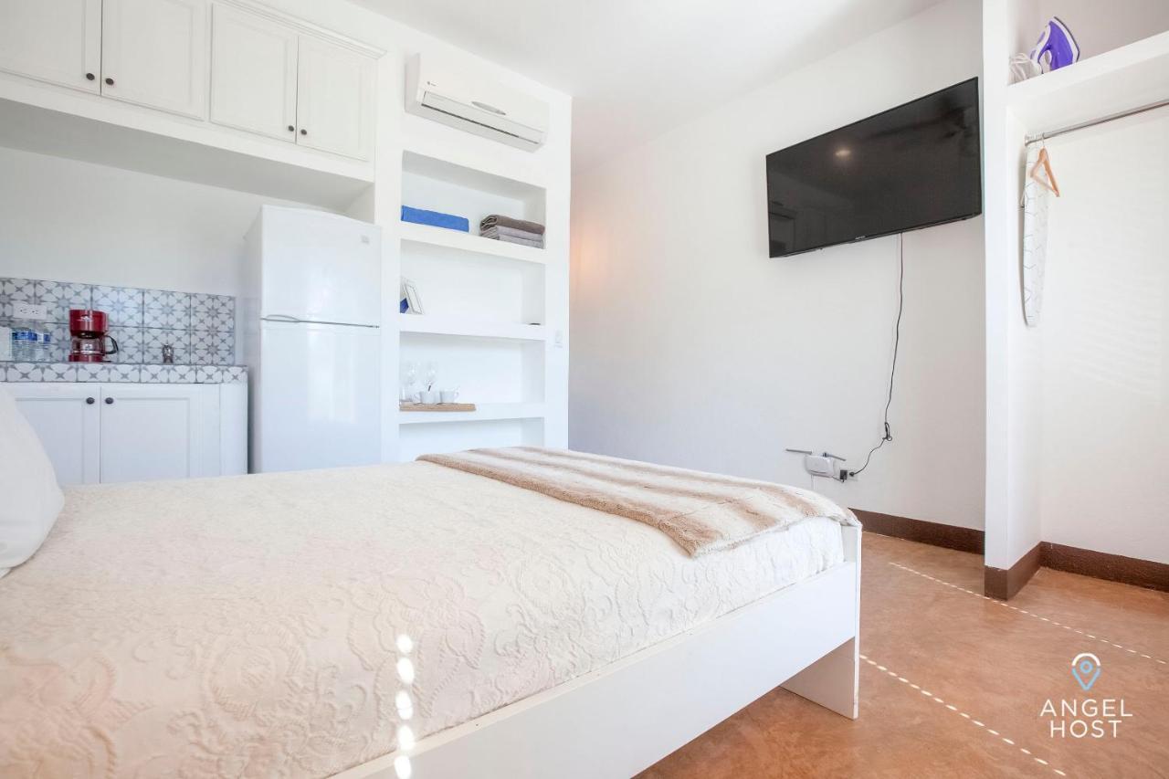 Studio Apartments In Downtown La Paz Walk To Seaside Malecon Экстерьер фото